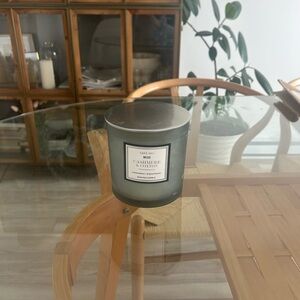 New Cashmere & Cotton Scented Candle